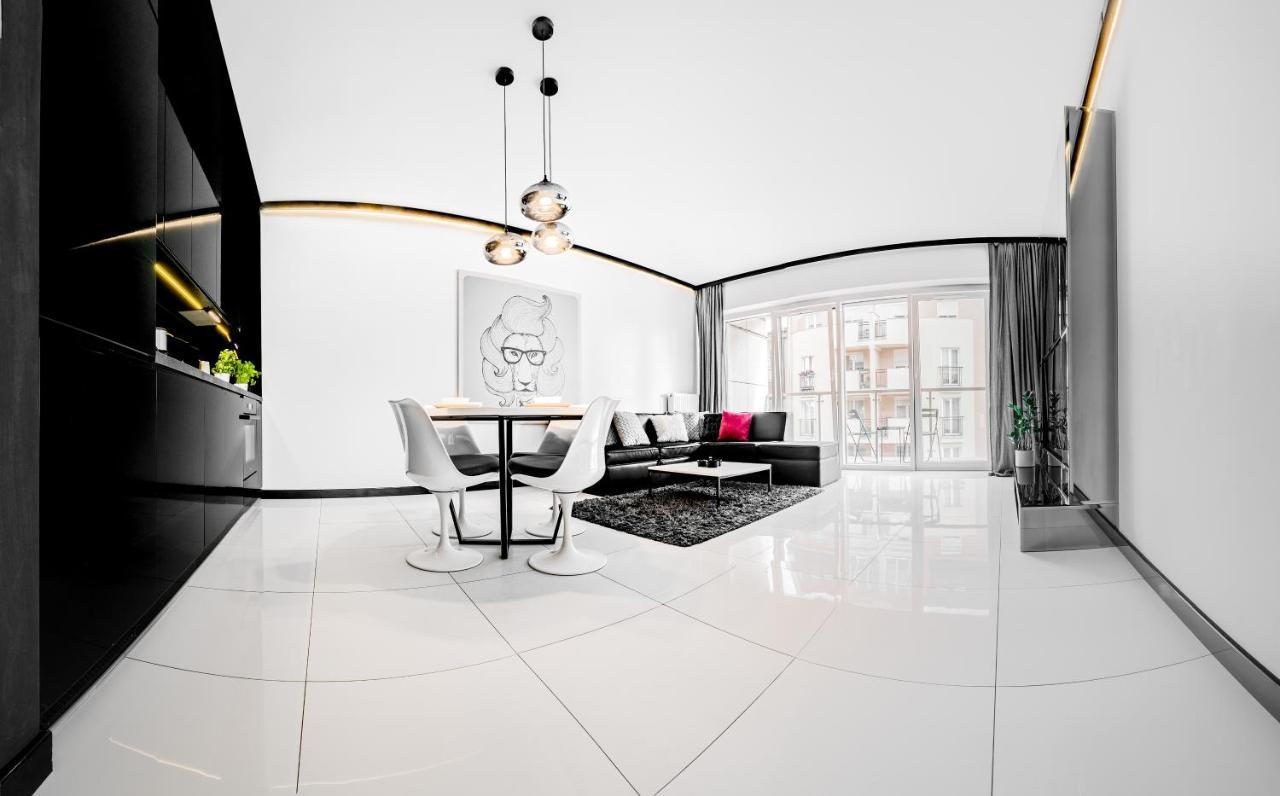 Apartamenty Homely Place Serce Poznania - Stary Rynek - Parking ภายนอก รูปภาพ